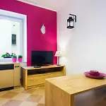 Berry Apartments II